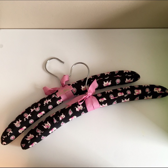 NWOT Vera Bradley Pink Elephants Padded Hangers
