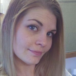 Meet your Posher, Leann