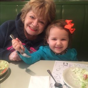 Meet your Posher, Brenda