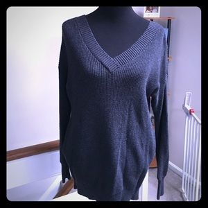 Gray ribbed V Neck sweater with pockets