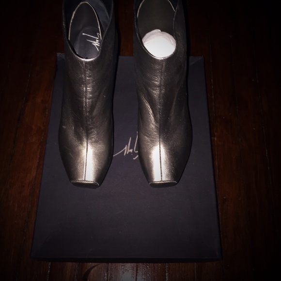 Giuseppe platform
