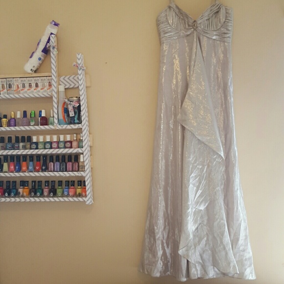 Champagne evening dress by Badgley Mischka