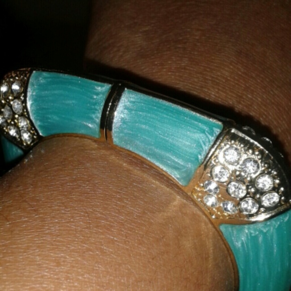 Turquoise lacquer bangle - Picture 2 of 4