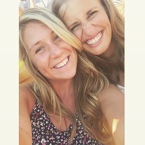 Meet your Posher, Dana