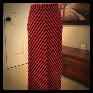 Stretch Jersey black/red maxi skirt