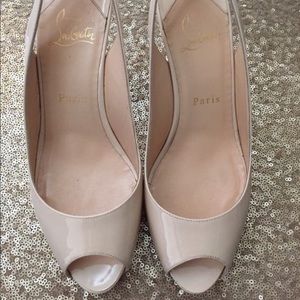 Christian  Louboutin no prive bone sling 37.5