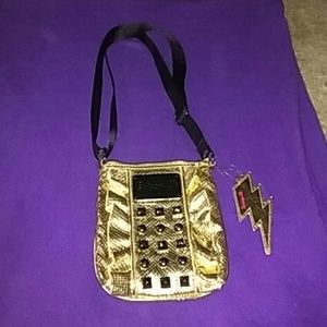 BRANDNEW BETSEYVILLE PURSE
