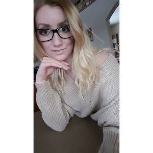 Meet your Posher, Anna