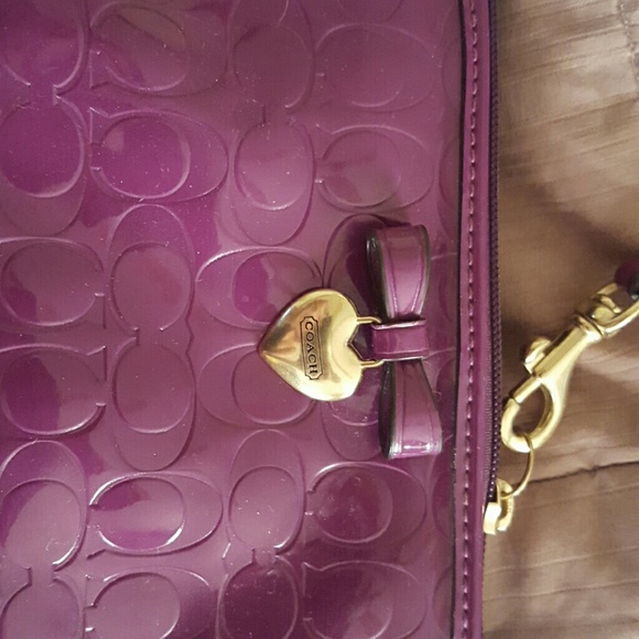 COACH wristlet - Picture 2 of 3