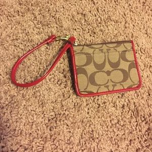 COACH WRISTLET CARD HOLDER!