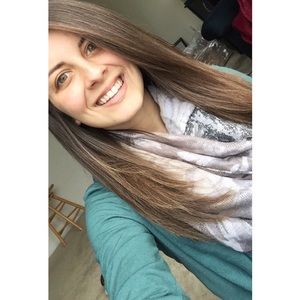 Meet your Posher, Kayla