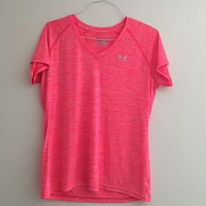 pink size L Under Armour dri-fit workout top