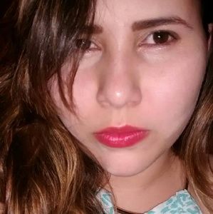 Meet your Posher, Sandy