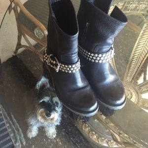 Steve Madden leather Moto boots!