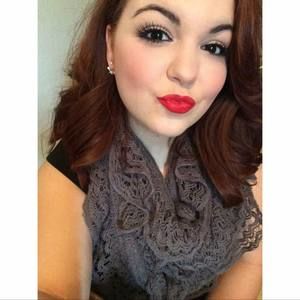 Meet your Posher, Desiree'