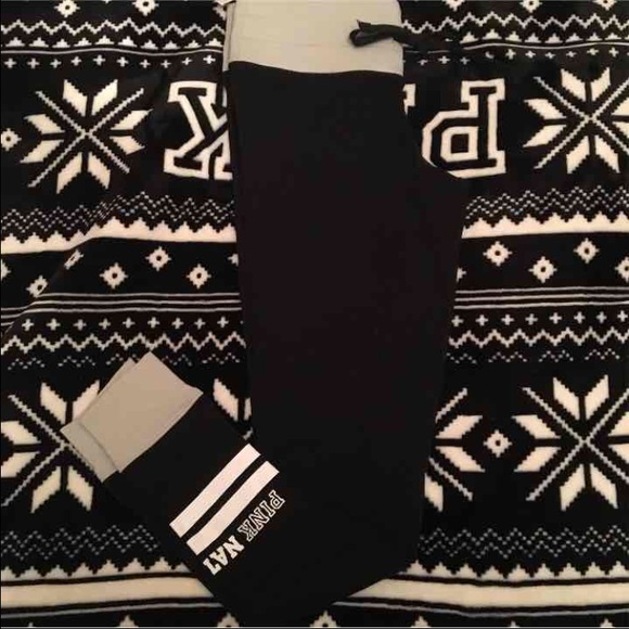 PINK campus leggings