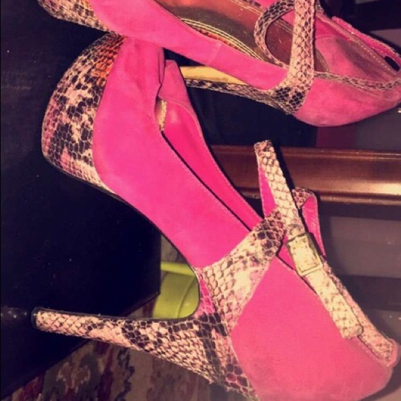Pink heels