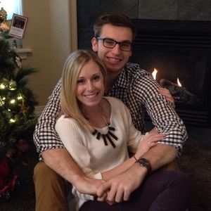 Meet your Posher, Demie