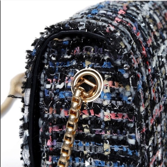 Cute Woolen Bag - Picture 3 of 4