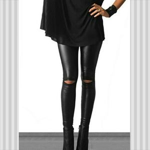 SALE! PLUS+ SUPER CHIC KNEE OUT LEGGINGS!