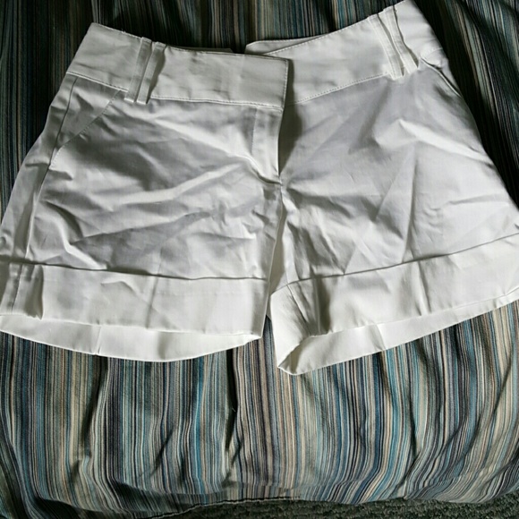 Express white shorts - Picture 1 of 3