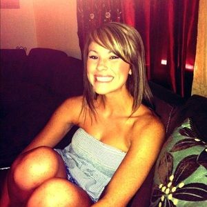 Meet your Posher, Alexus