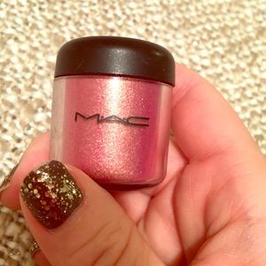MAC Rose Pigment Makeup