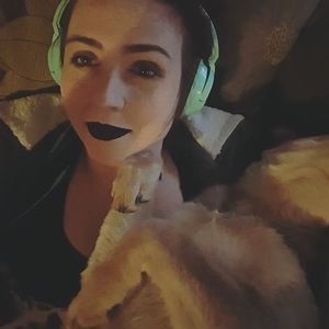 Meet your Posher, Felicia