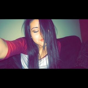 Meet your Posher, Letycia