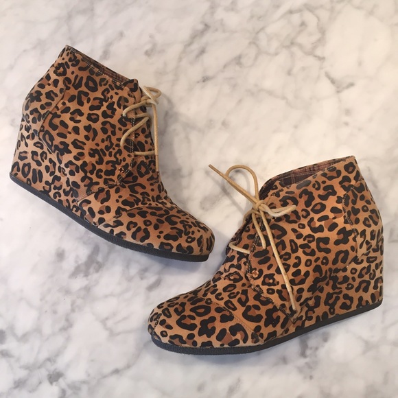 Leopard Booties size 7.5