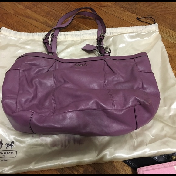 Large Coach Purse - Picture 1 of 1