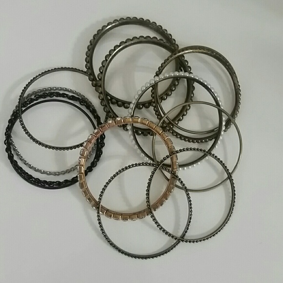 NWT Bangle Set - Picture 2 of 3