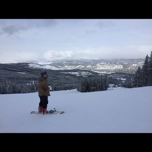 Meet your Posher, Casey