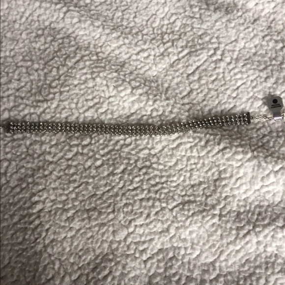 Brand New Guess Choker Necklace