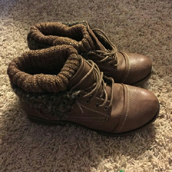 Brown ankle sweater boot