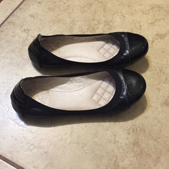 Vince Camuto flats
