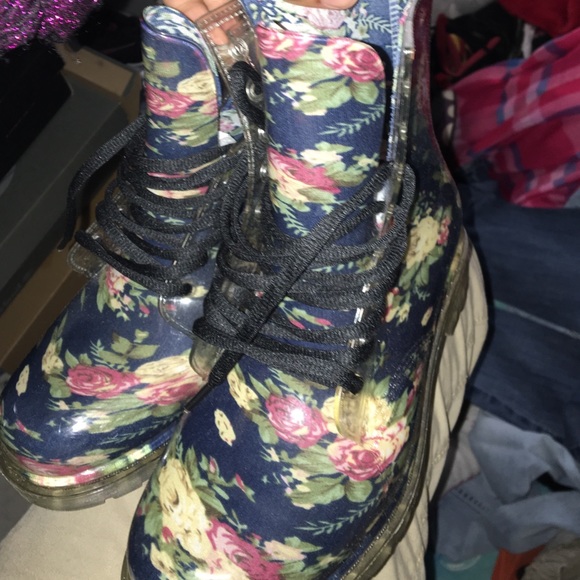 Rain boots - Picture 4 of 4