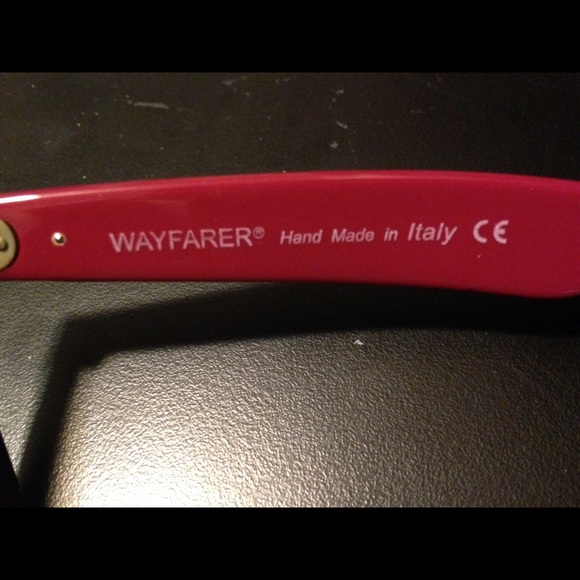 RayBan Wayfarer Sunglasses - Picture 3 of 4
