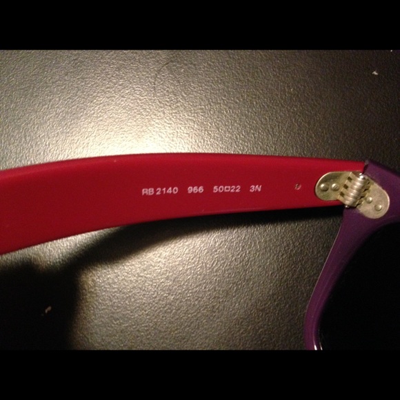 RayBan Wayfarer Sunglasses - Picture 4 of 4