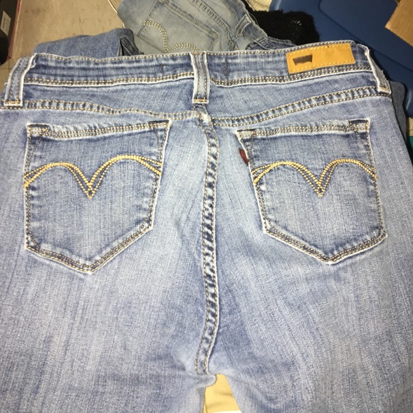 Levis jeans