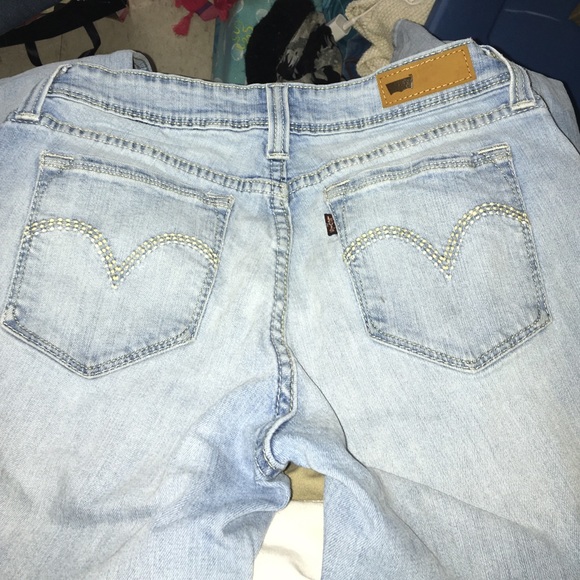 Levis jeans