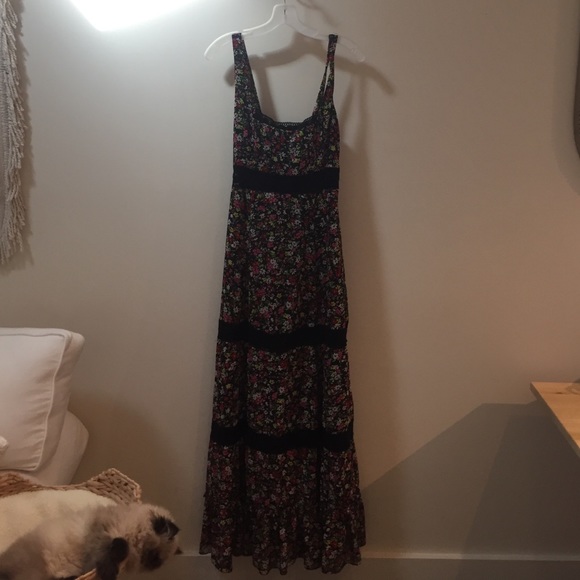 Ivy small long floral maxi dress with crochet
