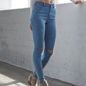 BULLHEAD SKINNIES 🐂