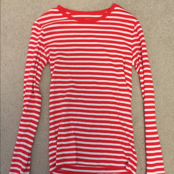Gap long sleeve shirt.