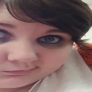 Meet your Posher, Kelli