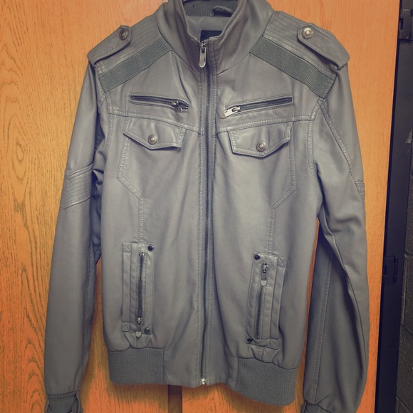 Leather Guess Jacket !