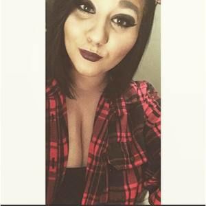 Meet your Posher, Courtney