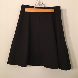 Uniqlo flared black skirt