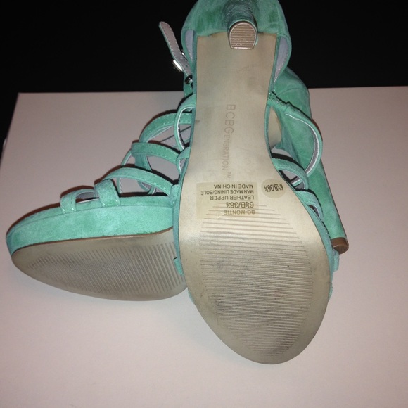 BCBGeneration Spearmint Heels - Picture 3 of 4