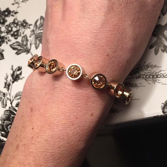 Sold in bundle - Picture 4 of 4